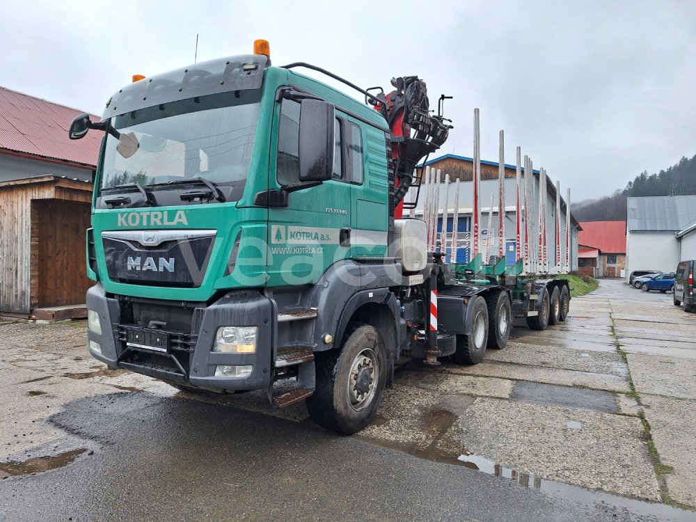 Online aukce: MAN  TGS 6X6 + HR