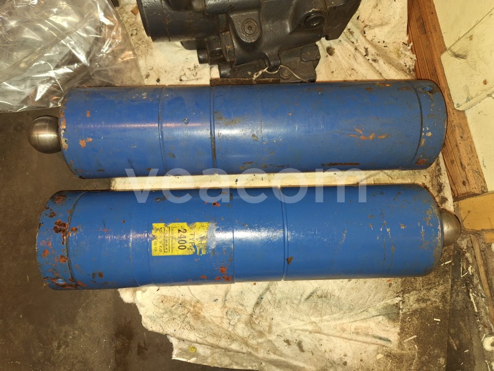Aukcja internetowa:  MAJLER TZG 2400 - (2 KS)