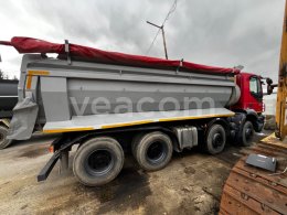 Online auction: IVECO  TRAKKER 410 8X4