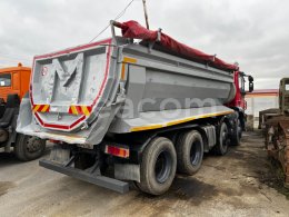 Online auction: IVECO  TRAKKER 410 8X4