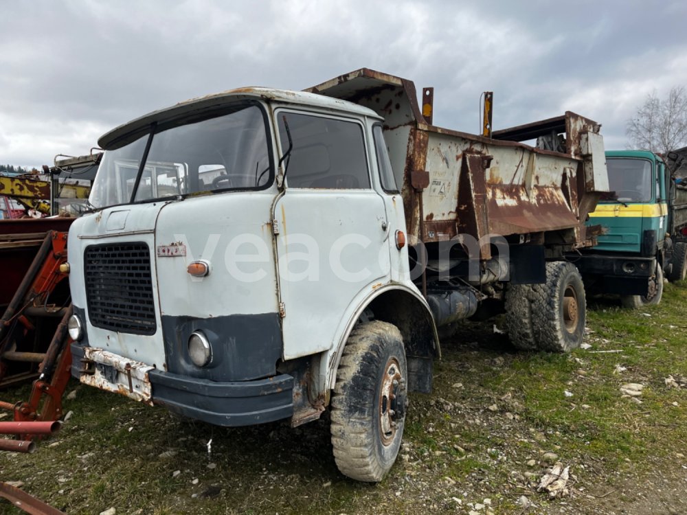 Online auction: LIAZ  706 + AGROZET PMA8