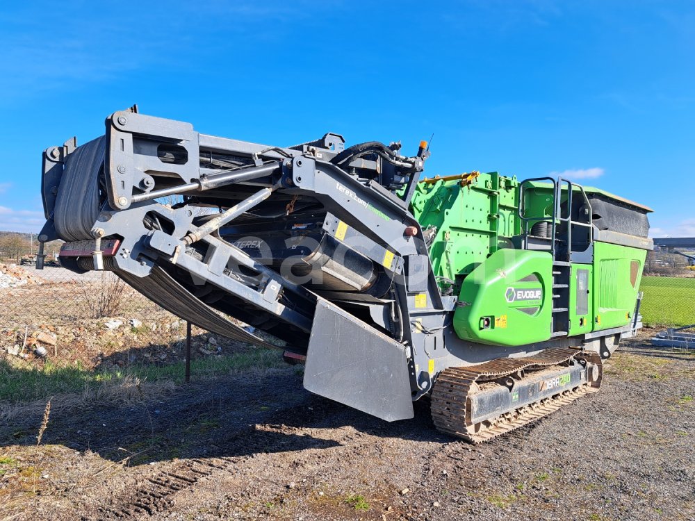 Online auction: TEREX  COBRA 290