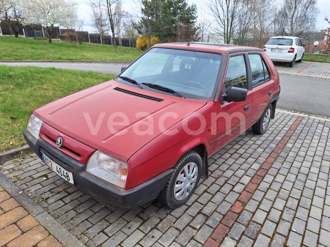 Online auction: ŠKODA  FAVORIT 135L