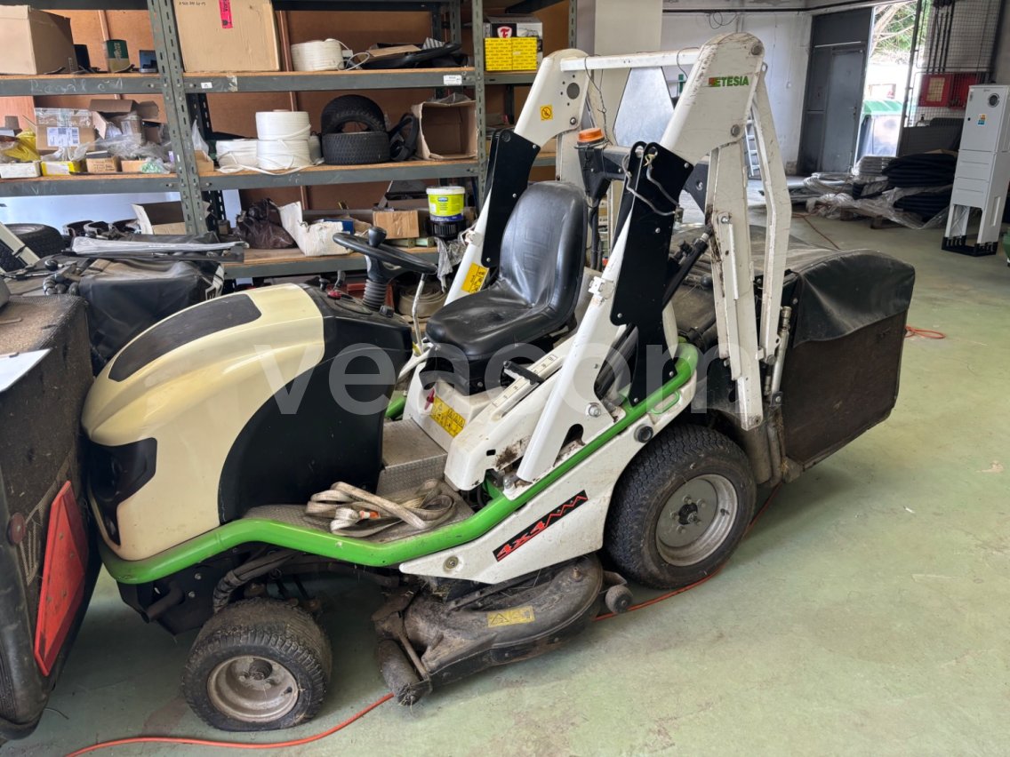 Online auction:   ETESIA MVEHH