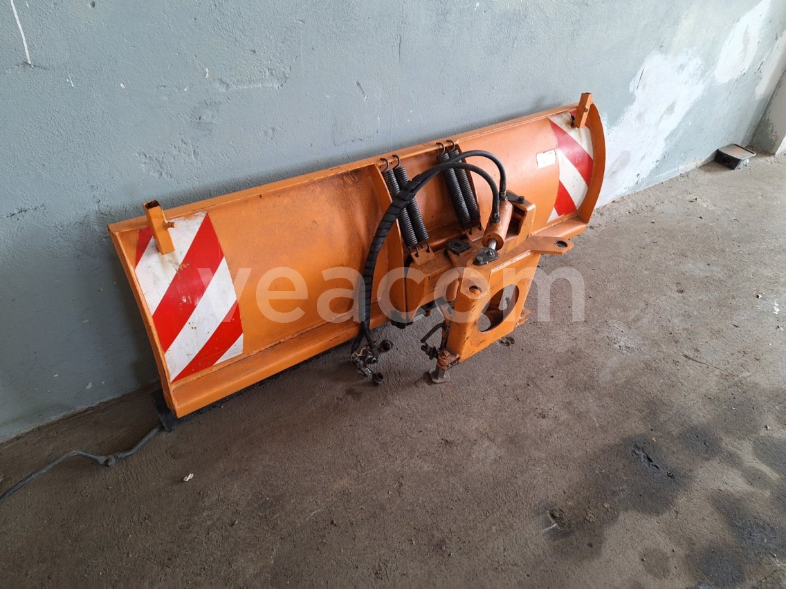 Online aukce:   SIMED
