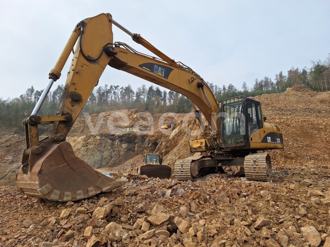 Online aukce: CAT  322 C