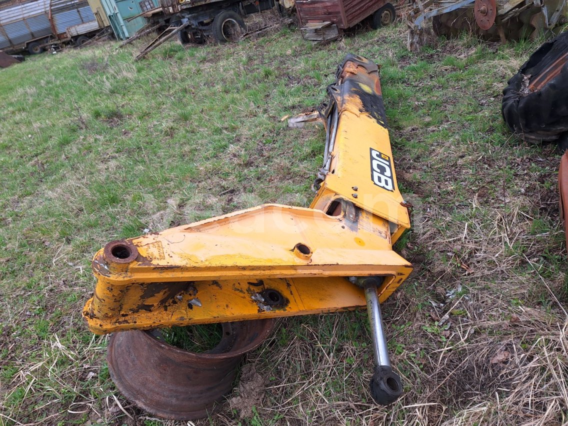 Online auction: JCB  542-70