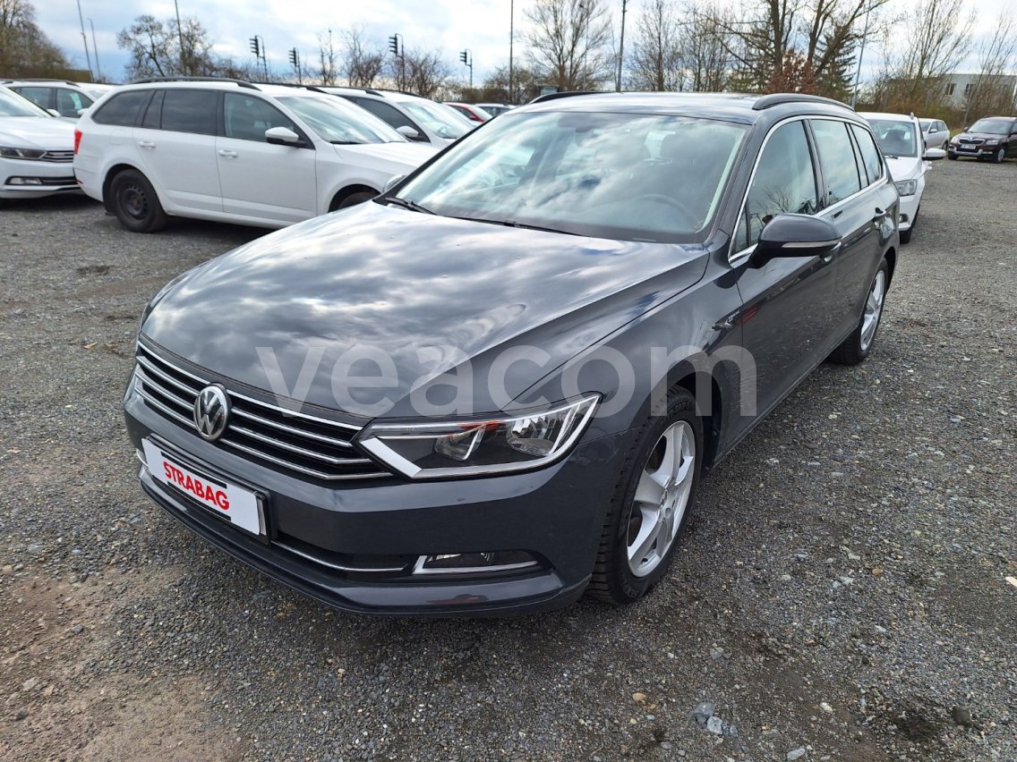Online-Versteigerung: VOLKSWAGEN  PASSAT