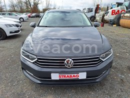 Online-Versteigerung: VOLKSWAGEN  PASSAT