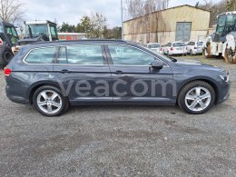 Online-Versteigerung: VOLKSWAGEN  PASSAT