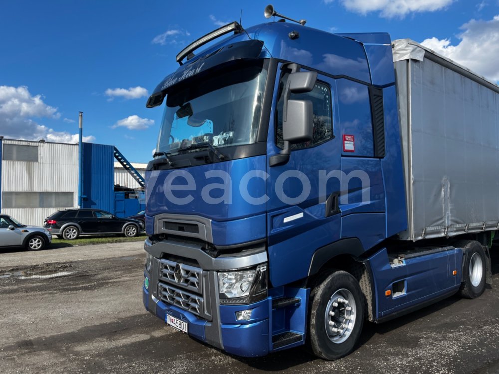 Online aukce: RENAULT  T 480