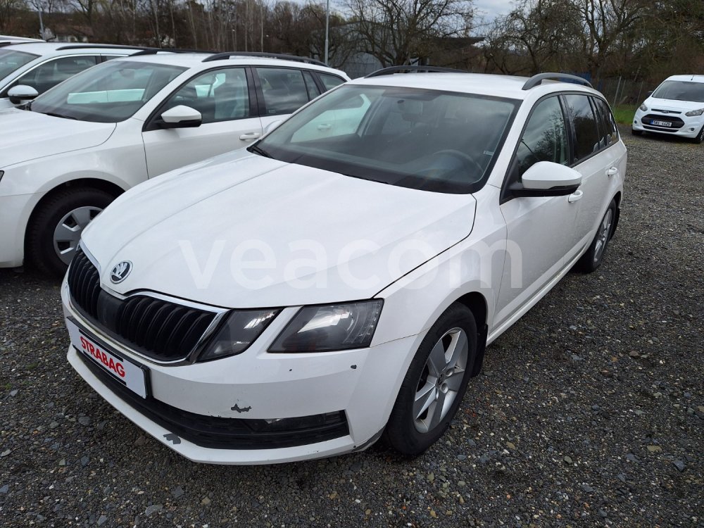 Online árverés: ŠKODA  OCTAVIA