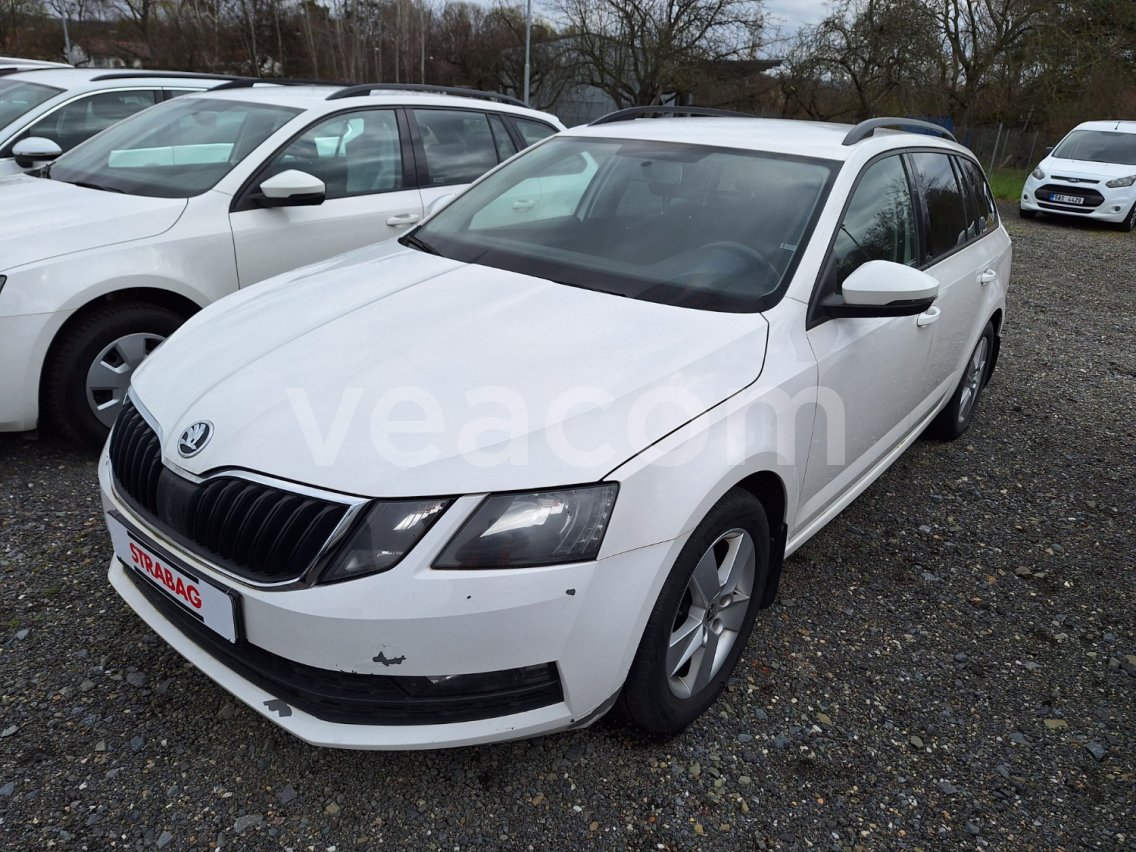 Online aukce: ŠKODA  OCTAVIA