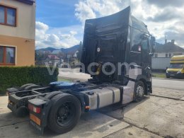 Online aukce: RENAULT  T 480