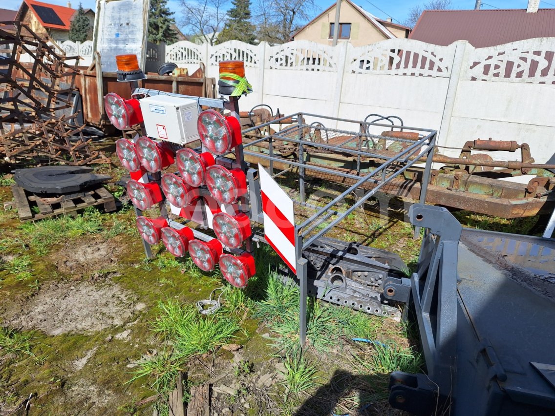 Online aukce: HIT HOFMAN  SŠ 13 LED