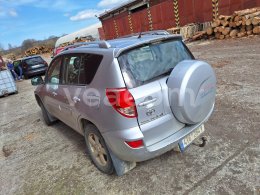 Online aukce: TOYOTA  RAV4 4X4