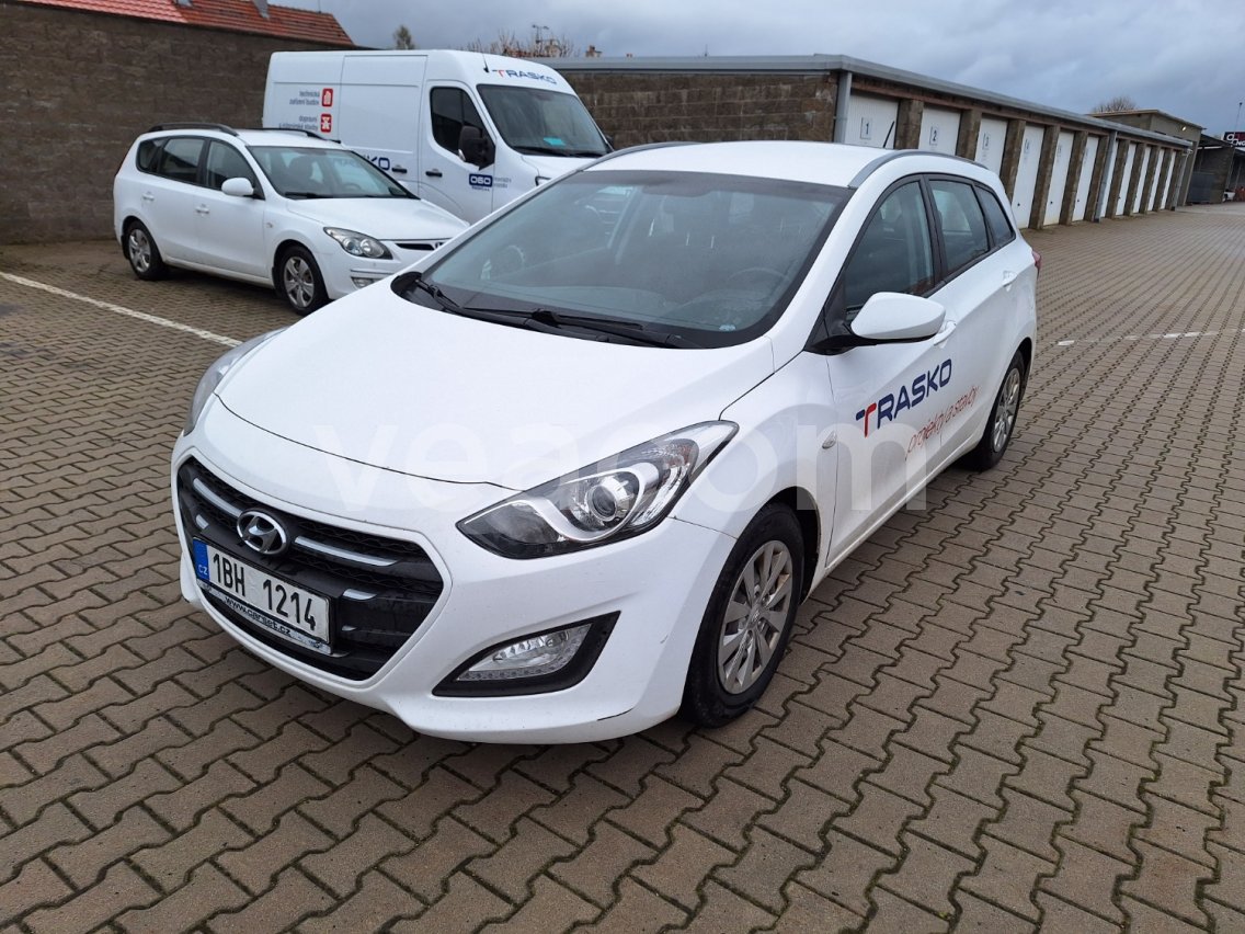 Online aukce: HYUNDAI  I 30