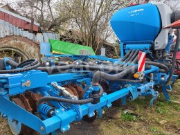 Online auction:   LEMKEN AZURIT 9 + DOPĹŇAČ NA PRIHNOJOVANIE NA PREDOK TRAKTORA