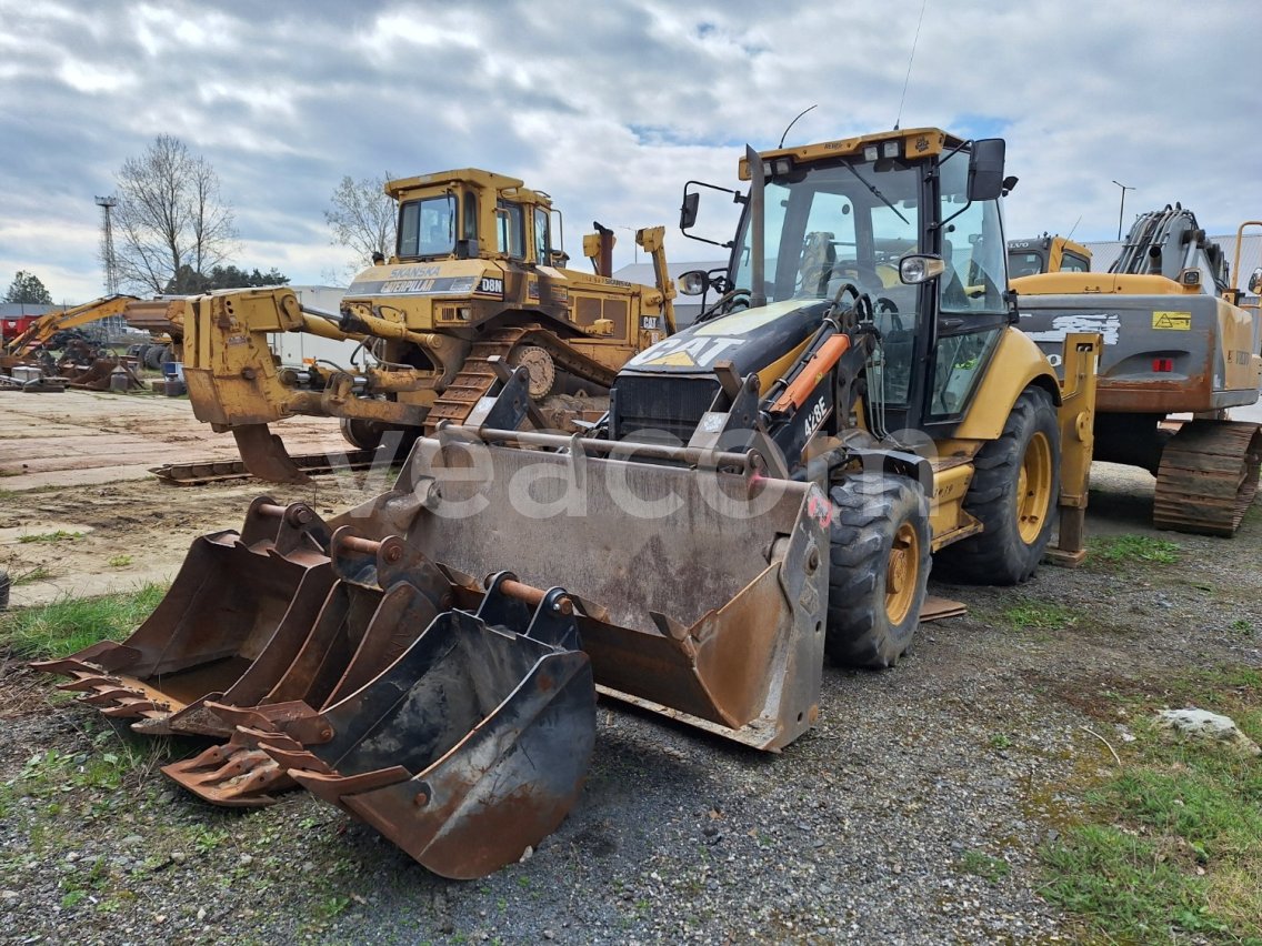 Online aukce: CATERPILLAR  428-E 4X4
