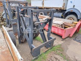 Online auction:   HYDRAULICKY VÝSUVNÝ NÁSTAVEC NA VIDLE VZV