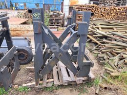 Online auction:   HYDRAULICKY VÝSUVNÝ NÁSTAVEC NA VIDLE  VZV