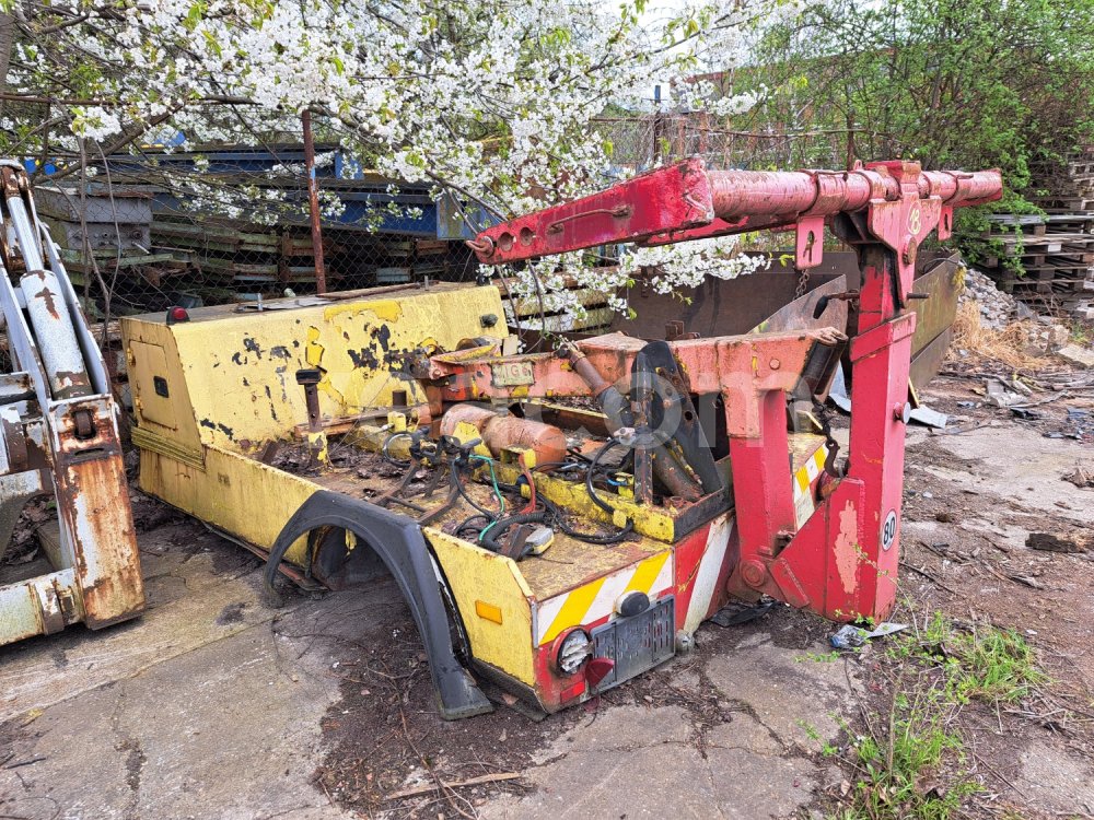 Online auction:  JIGÉ 7,5 T