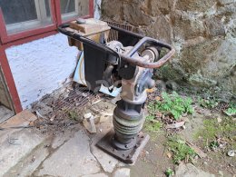 Online auction: WACKER  BS 60Y