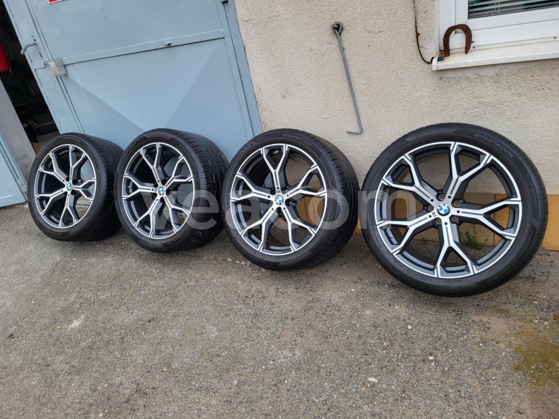 Online auction:   KOMPLET KOLESÁ NA BMW MX5  5X112  R21