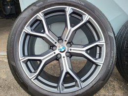 Online auction:   KOMPLET KOLESÁ NA BMW MX5  5X112  R21