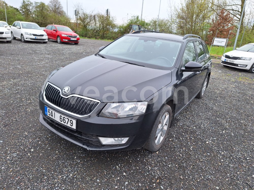 Online árverés: ŠKODA  OCTAVIA