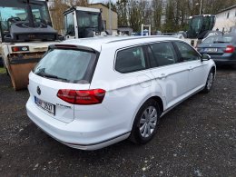 Online auction: VOLKSWAGEN  PASSAT