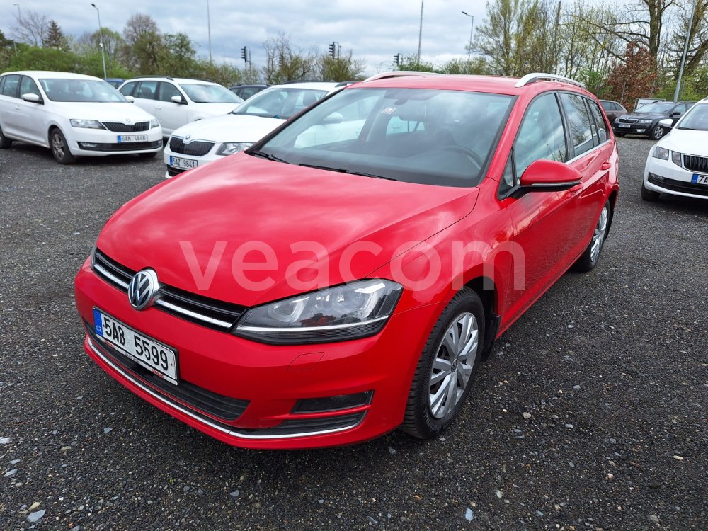 Online auction: Volkswagen  GOLF