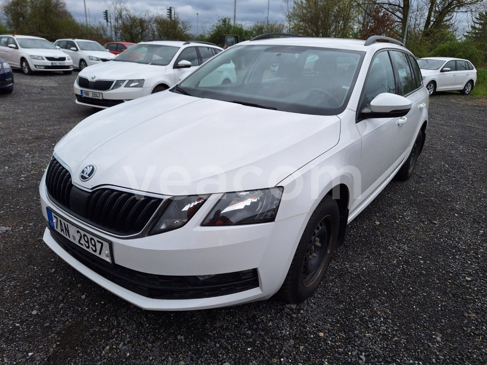 Online árverés: ŠKODA  OCTAVIA