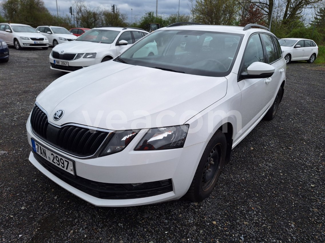 Online aukce: ŠKODA  OCTAVIA