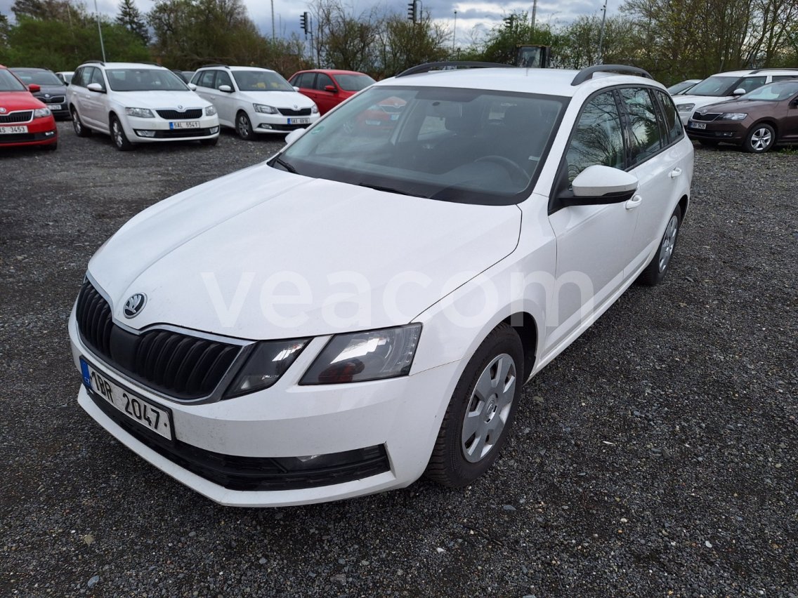 Online árverés: ŠKODA  OCTAVIA