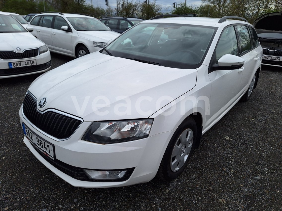 Online árverés: ŠKODA  OCTAVIA