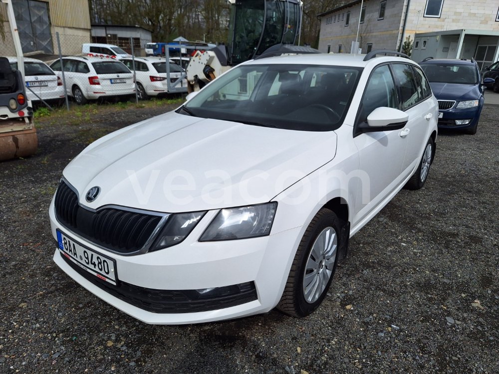 Online auction: ŠKODA  OCTAVIA