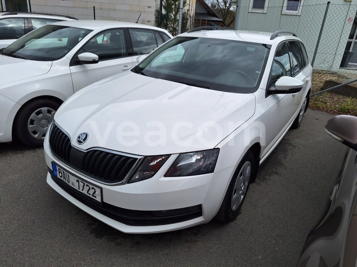 Online auction: ŠKODA  OCTAVIA