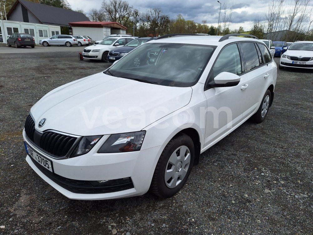 Online árverés: ŠKODA  OCTAVIA