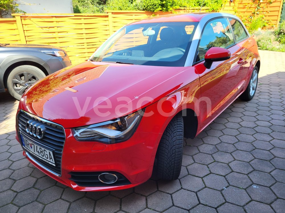 Online árverés: AUDI  A1