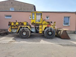 Online auction:   UNK 320 4X4