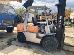 Online auction: TOYOTA  02-6FG35