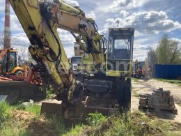 Online auction: LIEBHERR  A900C