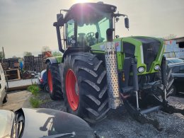 Online aukce: CLAAS  XERION 3800 4X4