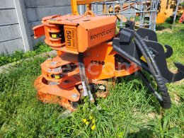 Aukcja internetowa:   STRIHACIA HLAVICA  WOODCRACKER C250