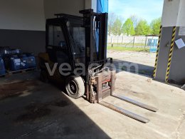 Online aukce: CATERPILLAR  DP35N