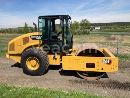 Online aukce: CATERPILLAR  CS64B