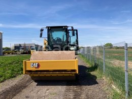 Online auction: CATERPILLAR  CS64B