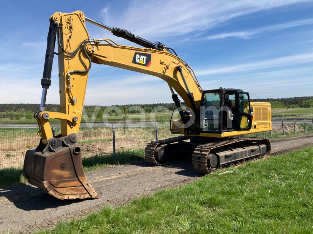 Online auction: CATERPILLAR  336