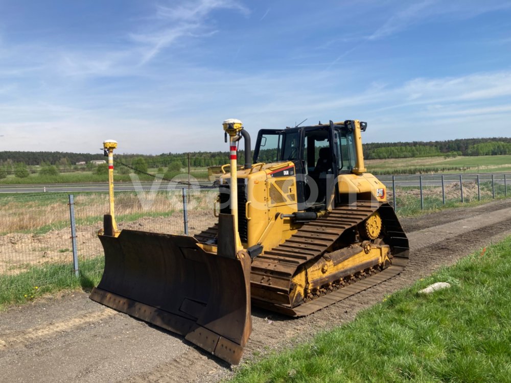 Online auction: CAT  D6NLGP